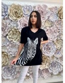 Kadın Siyah Yanı Yırtmaçlı Zebra Desenli taş baskılı Boyfriend T-Shirt