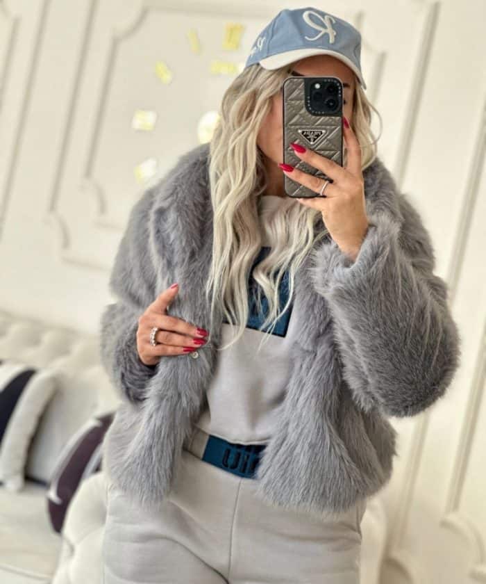 Alternative view of Gri Kısa Kürk