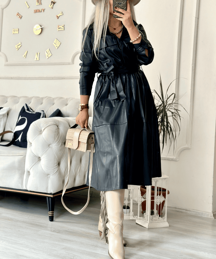 Alternative view of Önü Cepli Kuşak Detaylı Uzun Deri Elbise