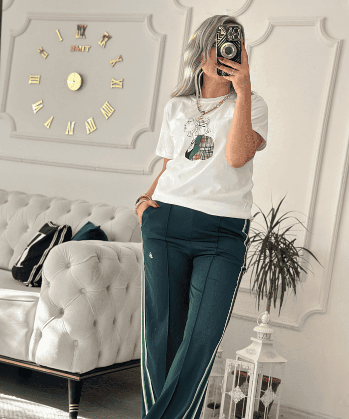 Alternative view of Kız Baskı Taş Detaylı T-Shirt