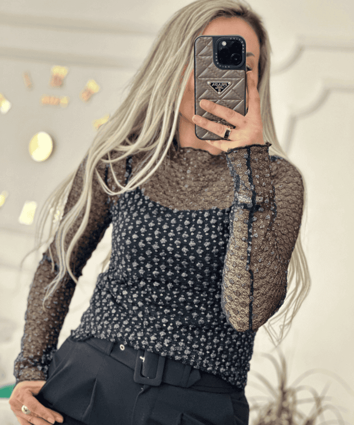 Gümüş Sim Detaylı Dantelli Bluz