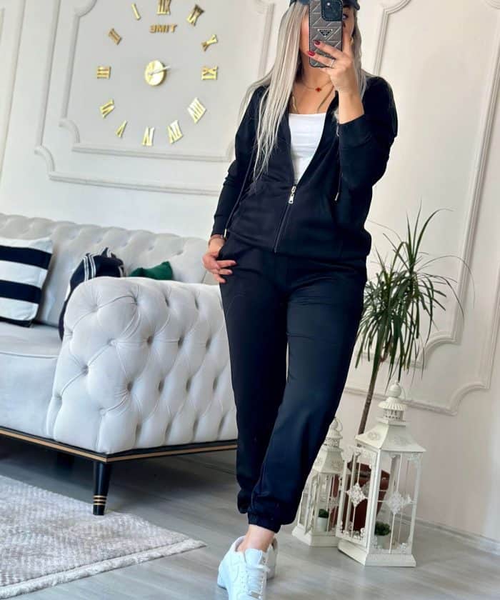 Alternative view of Kapüşonlu İkili Spor Takım