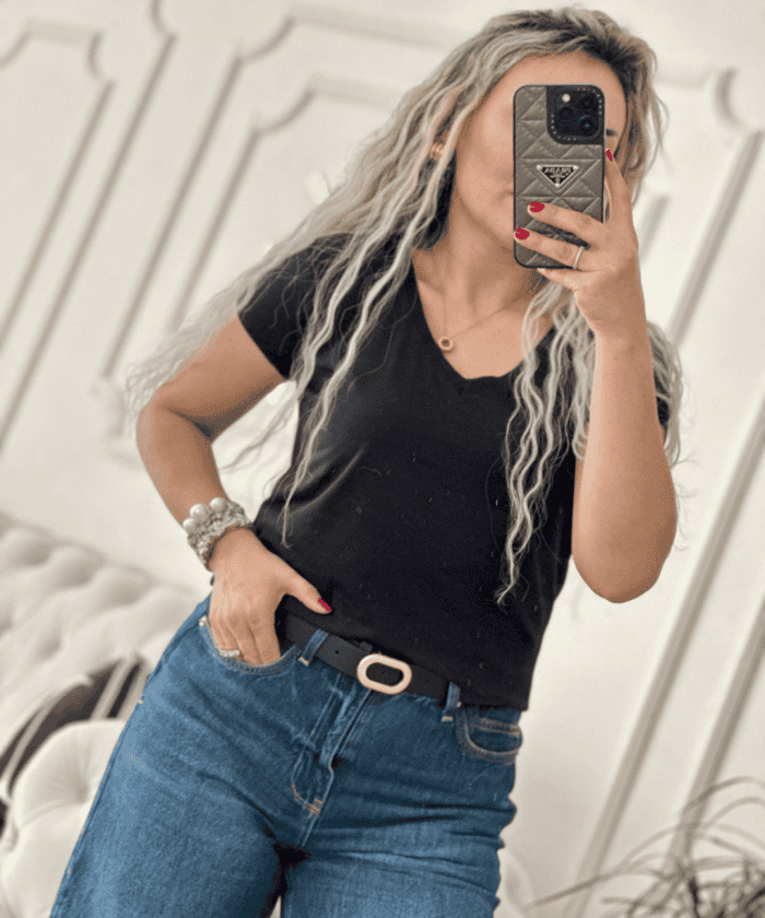 Alternative view of Basic V Yaka T-shirt