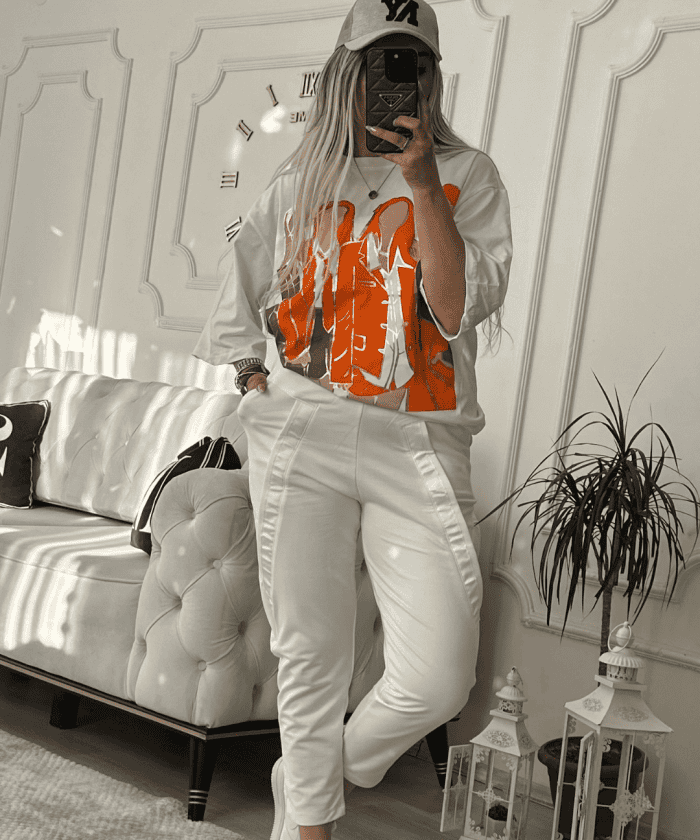 Alternative view of Standart Beden Baskılı Oversize T-shirt