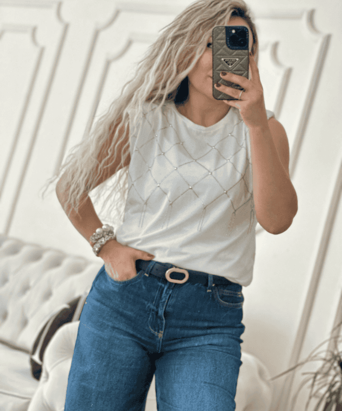 Vatkalı Taş Detaylı T-shirt