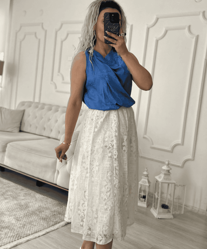 Omuz Toka Detaylı Bluz