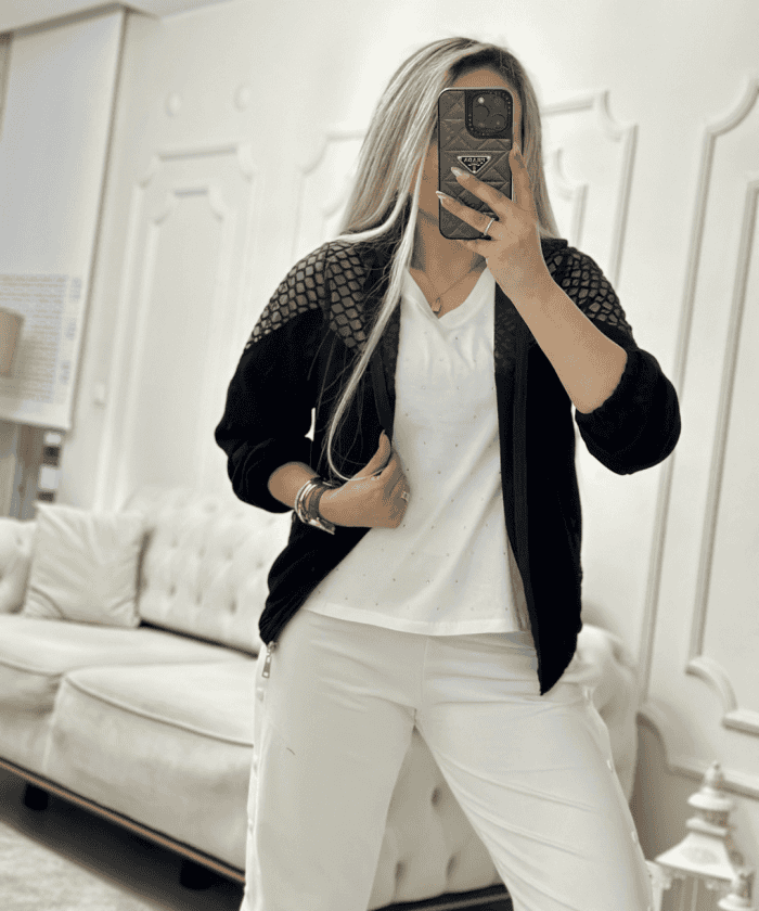 Organize File Detaylı Kapüşonlu Mont