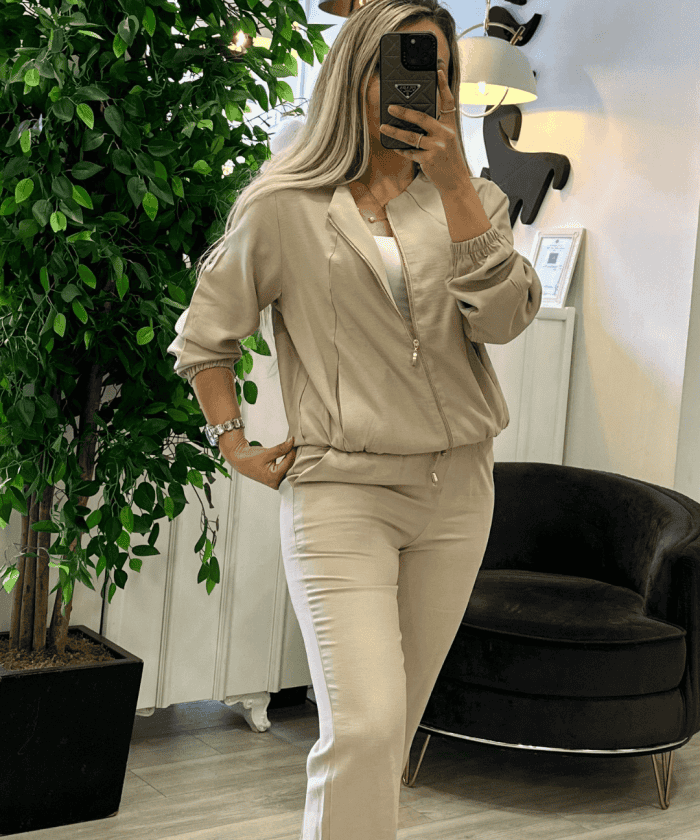 Alternative view of Taş Renk Spor İkili Takım