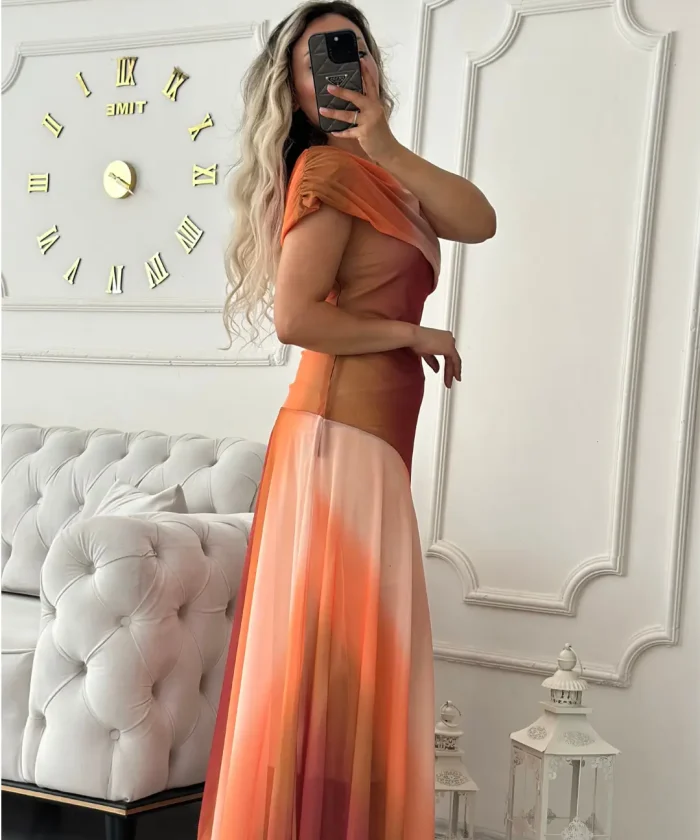 Alternative view of Tek Omuz Volan Detaylı Renkli Elbise