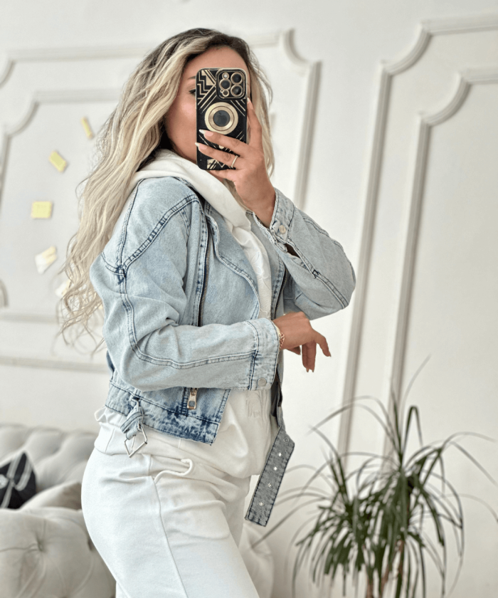 Alternative view of Kuşak Detaylı Trend Kısa Kot Mont