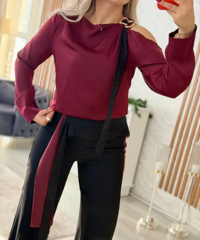 Alternative view of Omuz Detaylı Saten Bordo Bluz