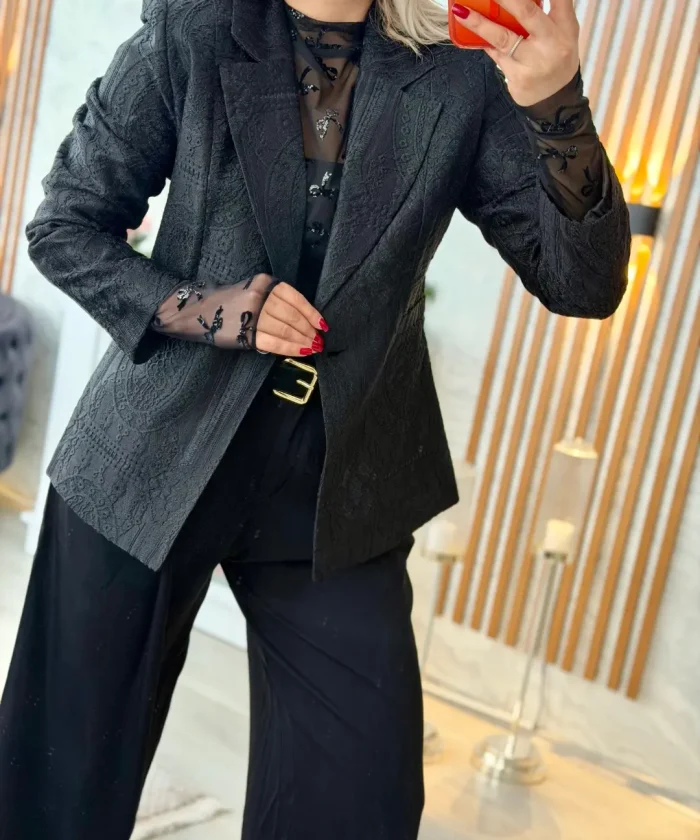 Alternative view of Silim Kesim Kendinden Desenli Klasik Ceket