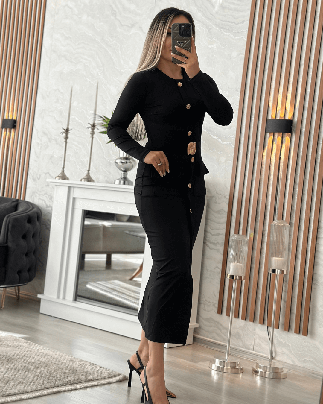 Siyah Marka Model Kemer Detaylı Esnek Elbise