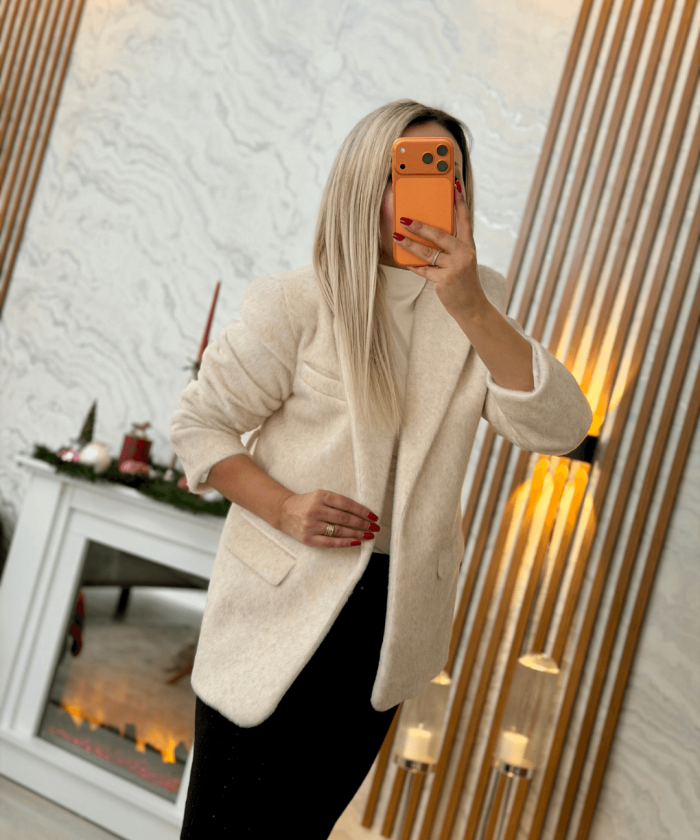 Alternative view of Tay Tüyü Kemerli Blazer Ceket